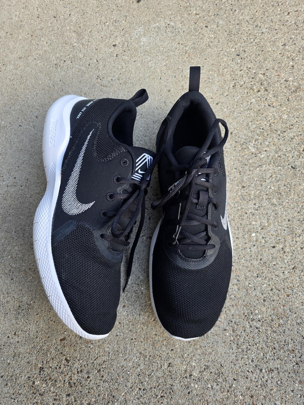Nike Flex Experience Run Sneaker Men Size 11.5